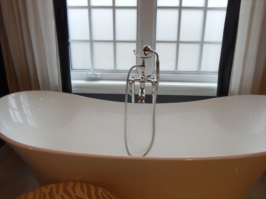 hybrid water heater fuels your bathtub