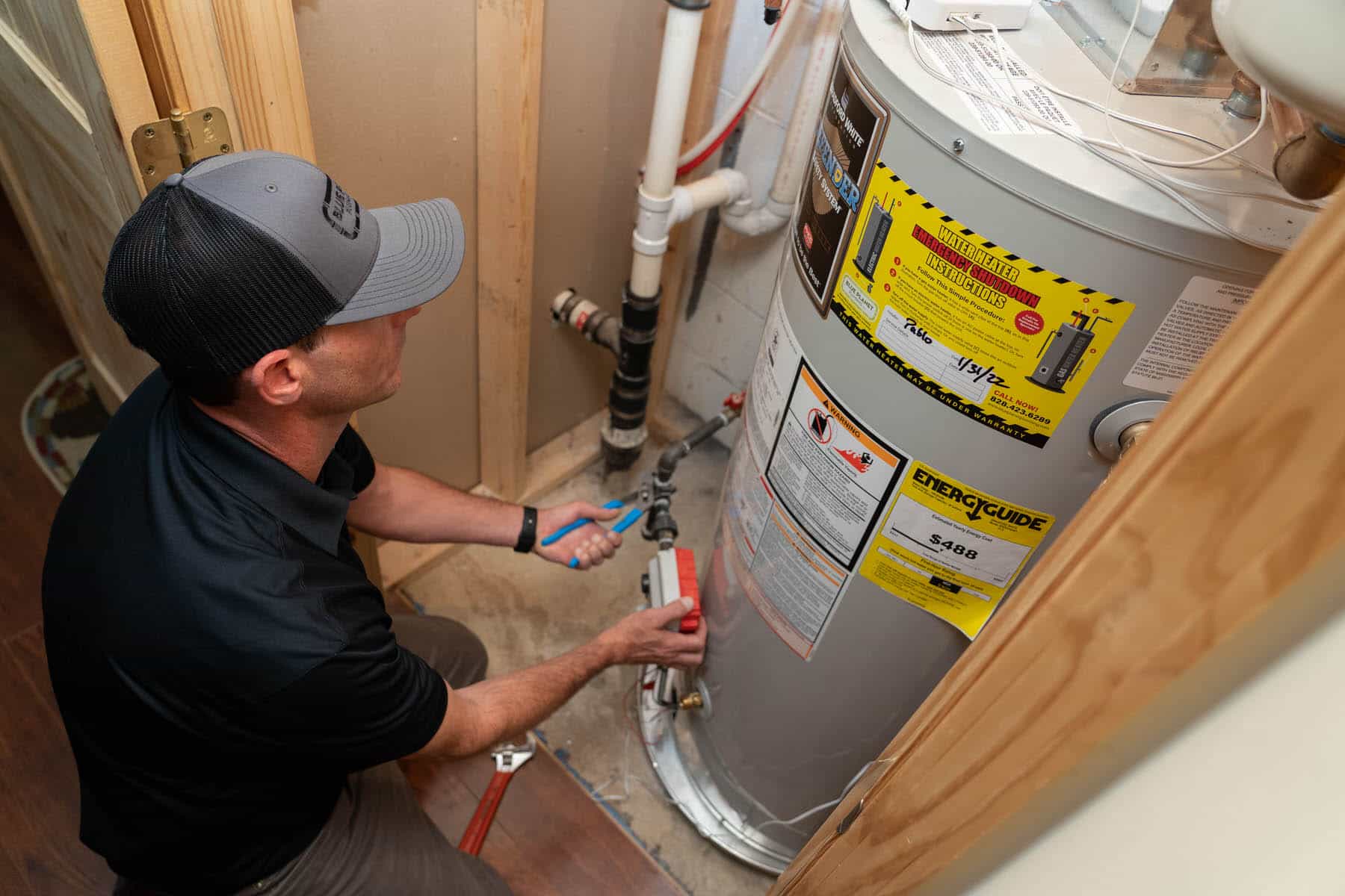 Replace Water Heater Olivenhain thumbnail